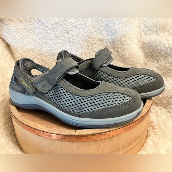 Orthofeet Women's Gray Sandibel Wide Mary Jane Velcro Flat Comfort Shoe Sz 9.5W - Picture 1 of 12